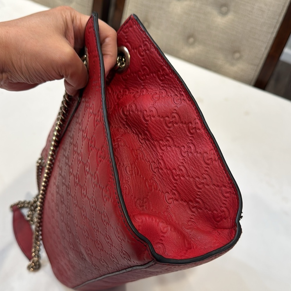 Authentic Gucci Emily Guccisima chained shoulder bag - Picture 4 of 15